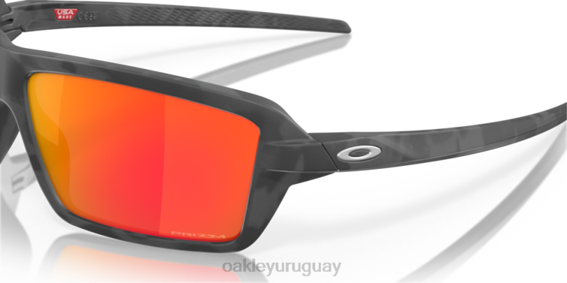 Oakley cables XT4H668 gafas Lentes Prizm Ruby, montura camo negra.