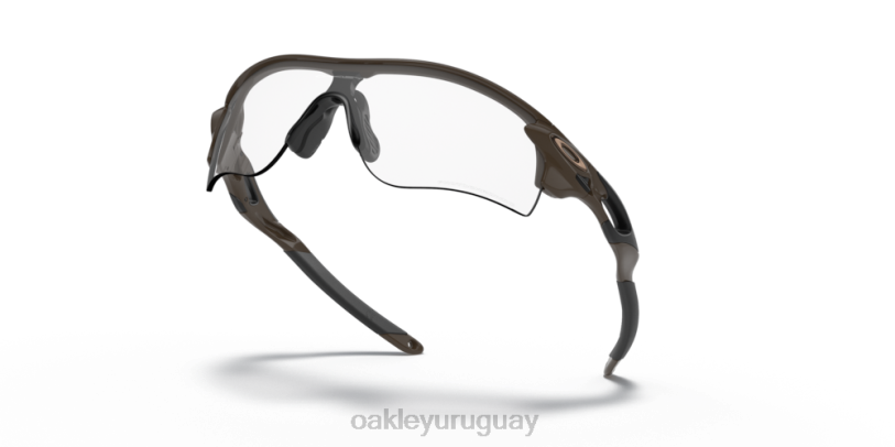 Oakley ruta de bloqueo de radar (ajuste de puente bajo) XT4H711 gafas Lentes fotocromáticas de iridio de transparente a negro, montura verde oliva