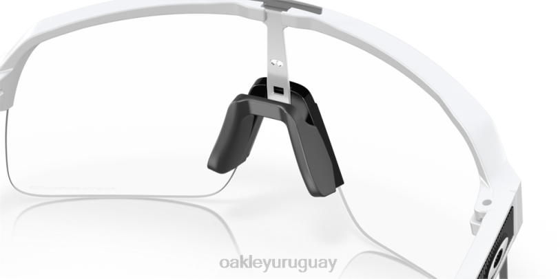 Oakley sutro lite XT4H231 gafas Lentes fotocromáticas de iridio de transparente a negro, montura blanca mate