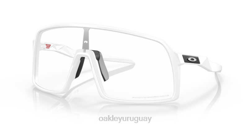 Oakley sutro (ajuste de puente bajo) XT4H476 gafas Lentes fotocromáticas de iridio de transparente a negro, montura blanca mate