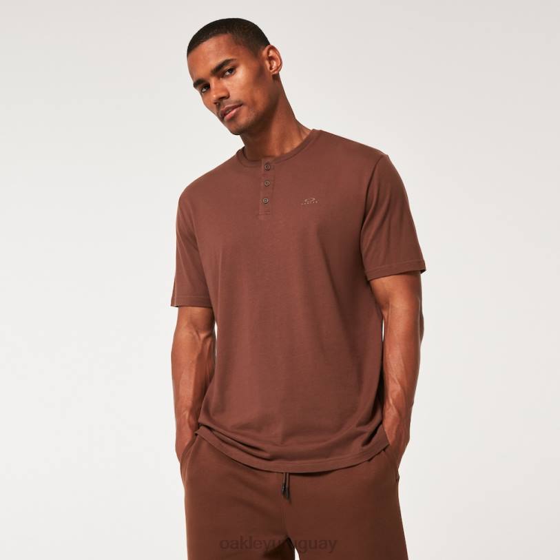Oakley camiseta henley relajada XT4H2202 ropa jarra