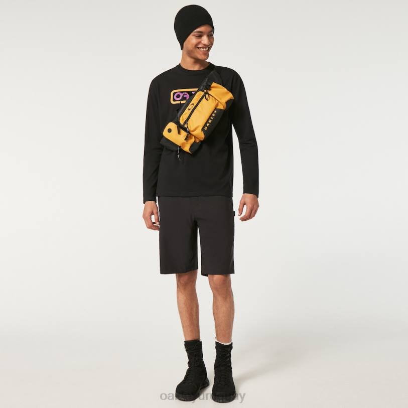 Oakley encerrado en la camiseta b1b ls XT4H2370 ropa apagón