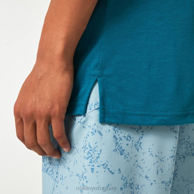 Oakley bolsillo con rayas color arena XT4H2602 ropa aurora azul